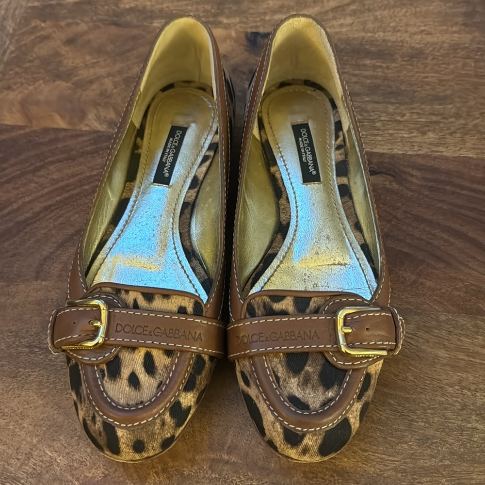 Preowned Dolce & Gabbana Canvas Leopard Print Flats, Size 35 (US size 5)